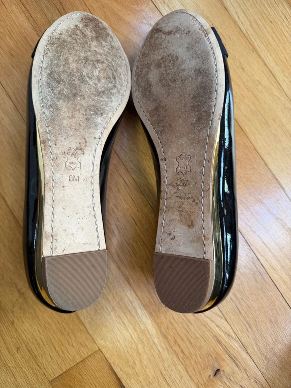 Tory Burch Black Patent Peep-Toe Flats with Grosgrain Bow and Gold Logo Accent - Picture 4 of 5